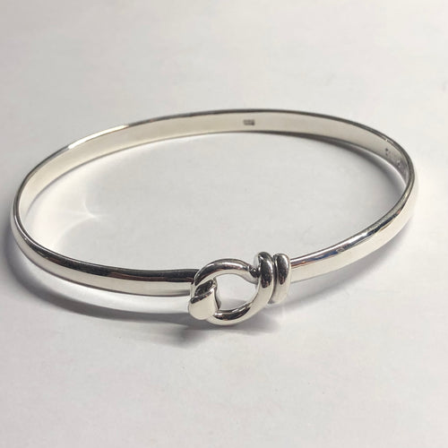 Alston Handcrafted Silver Feature Bangle